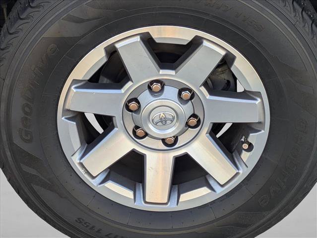 Used 2021 Toyota 4Runner SR5 image 14