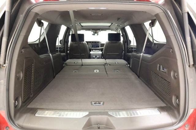 Used 2024 GMC Yukon XL Denali w/ Advanced Technology Package image 36