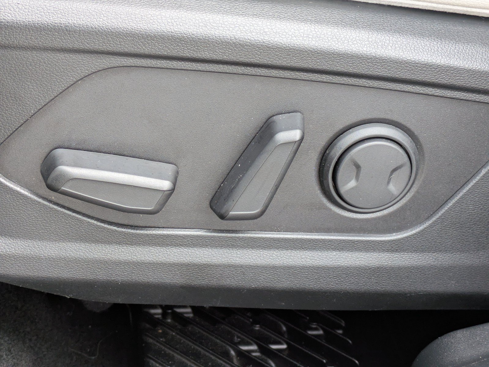 Used 2023 Hyundai Tucson Limited AWD/4WD image 18