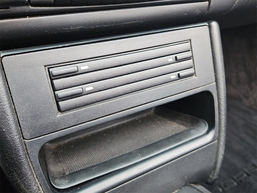 Used 2000 Porsche Boxster image 19