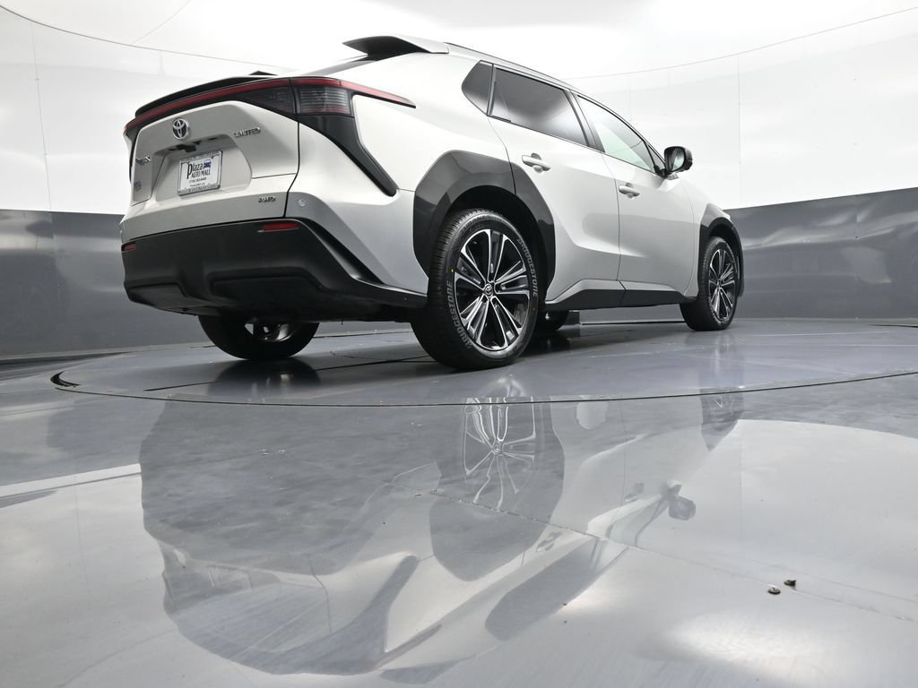 Certified 2023 Toyota bZ4X AWD w/ Weather Package image 31
