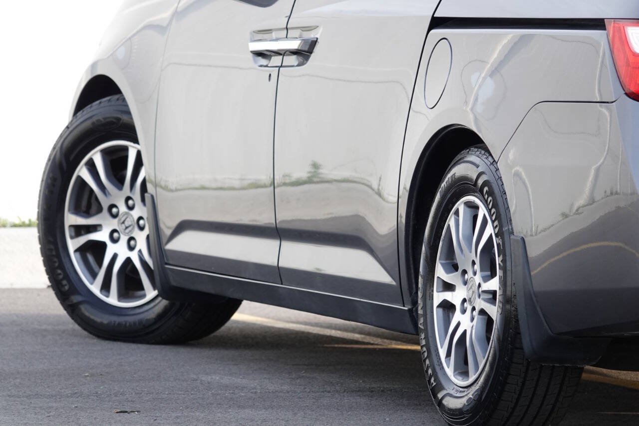 Used 2011 Honda Odyssey EX-L image 18