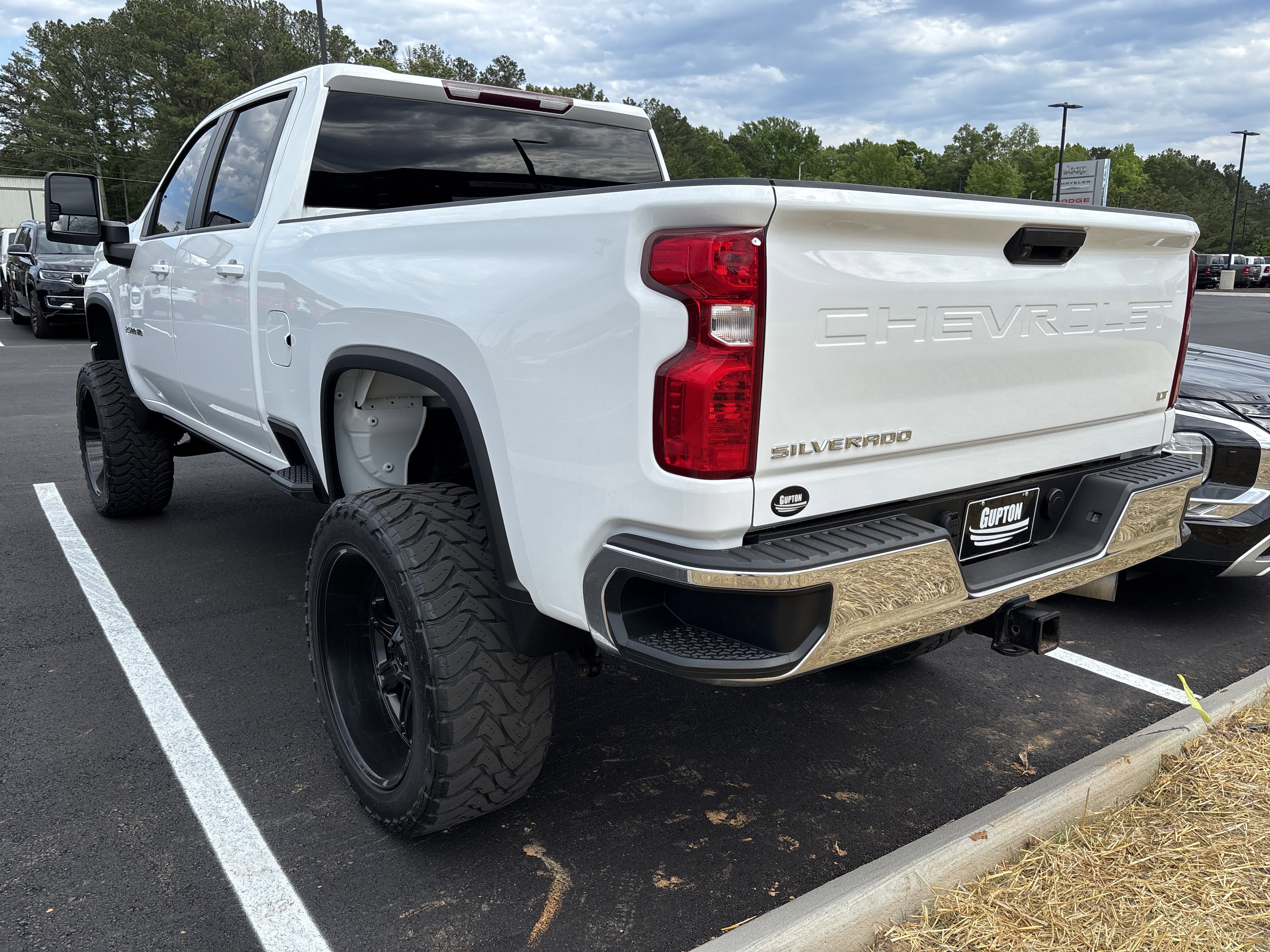 Used 2020 Chevrolet Silverado 2500 LT AWD/4WD image 10