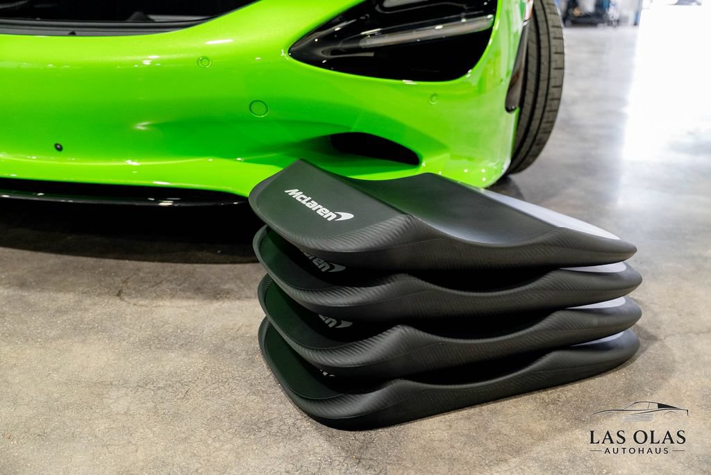 Used 2026 McLaren 750S Spider RWD image 79