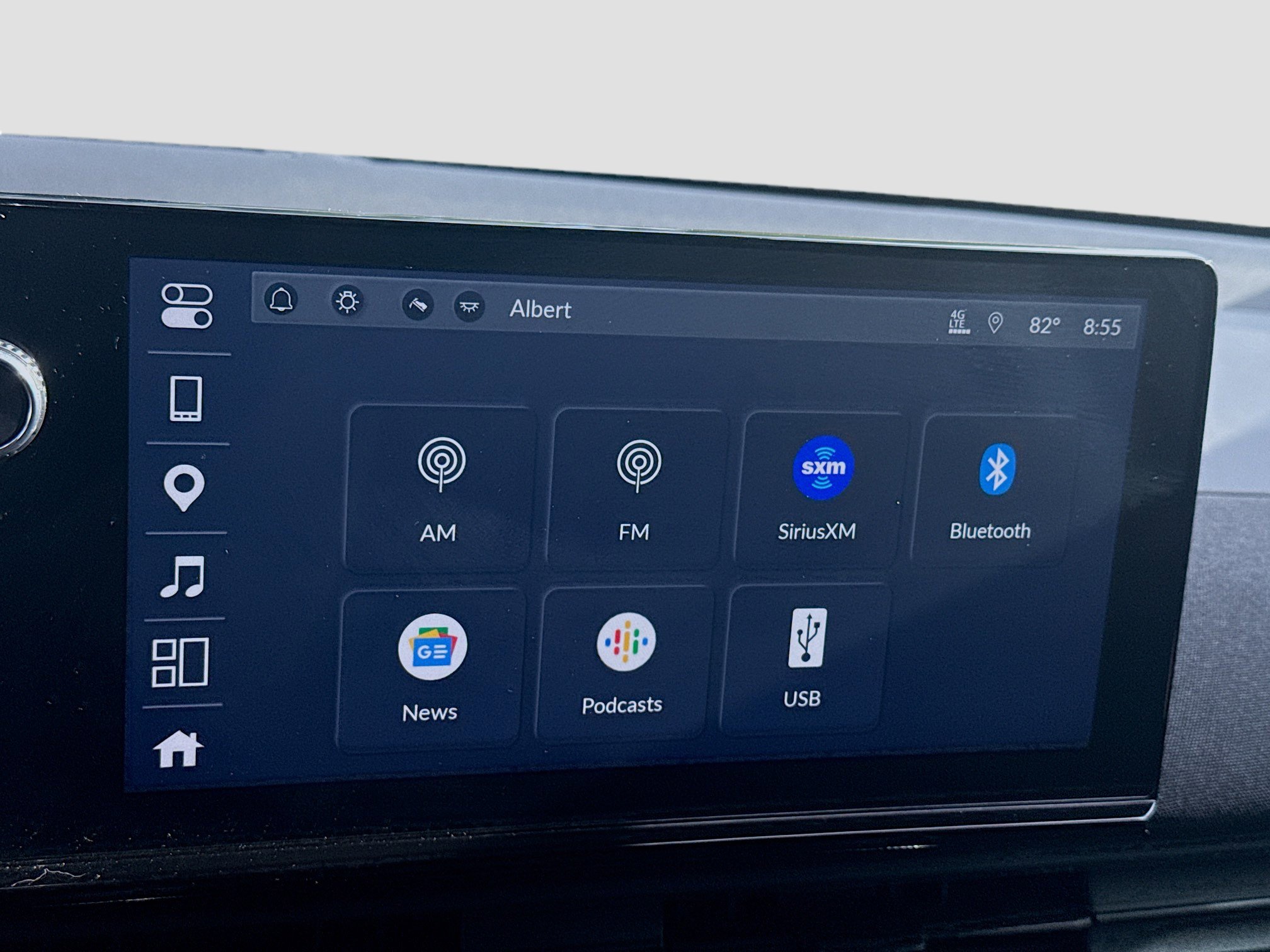Used 2024 Honda Prologue EX image 13