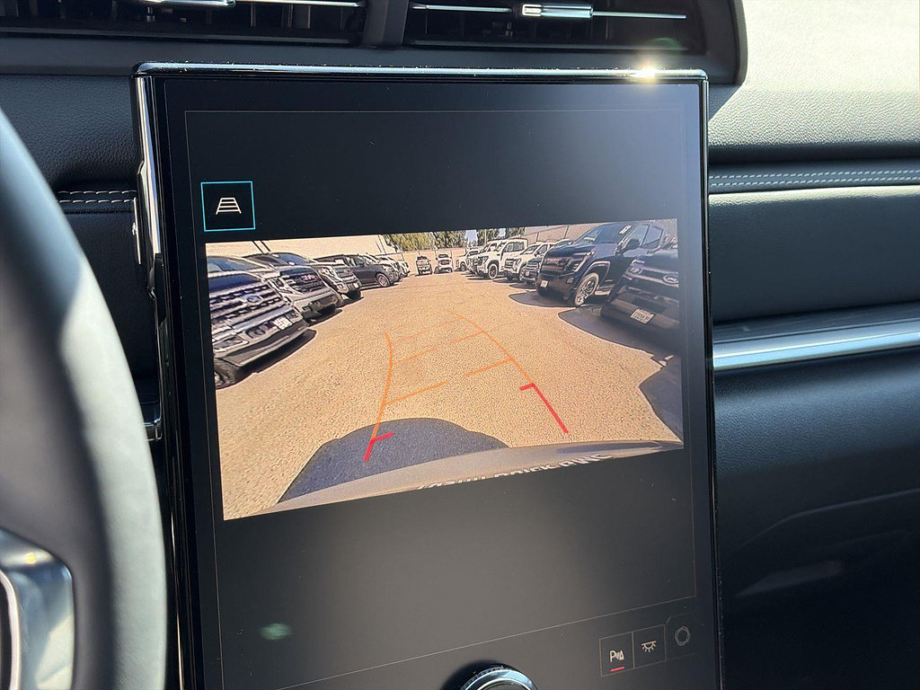 Used 2026 GMC Terrain Elevation w/ Black Edition FWD image 14