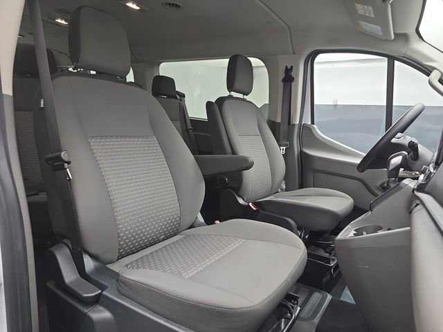 Used 2023 Ford Transit 350 XLT image 39