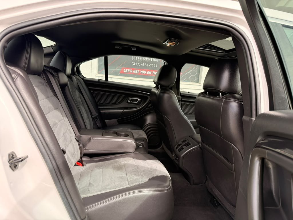 Used 2019 Ford Taurus SHO AWD/4WD image 27