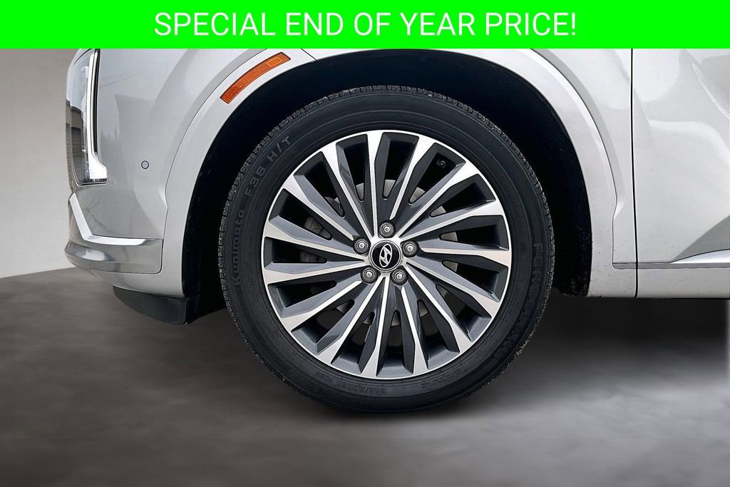 Used 2024 Hyundai Palisade Calligraphy image 35