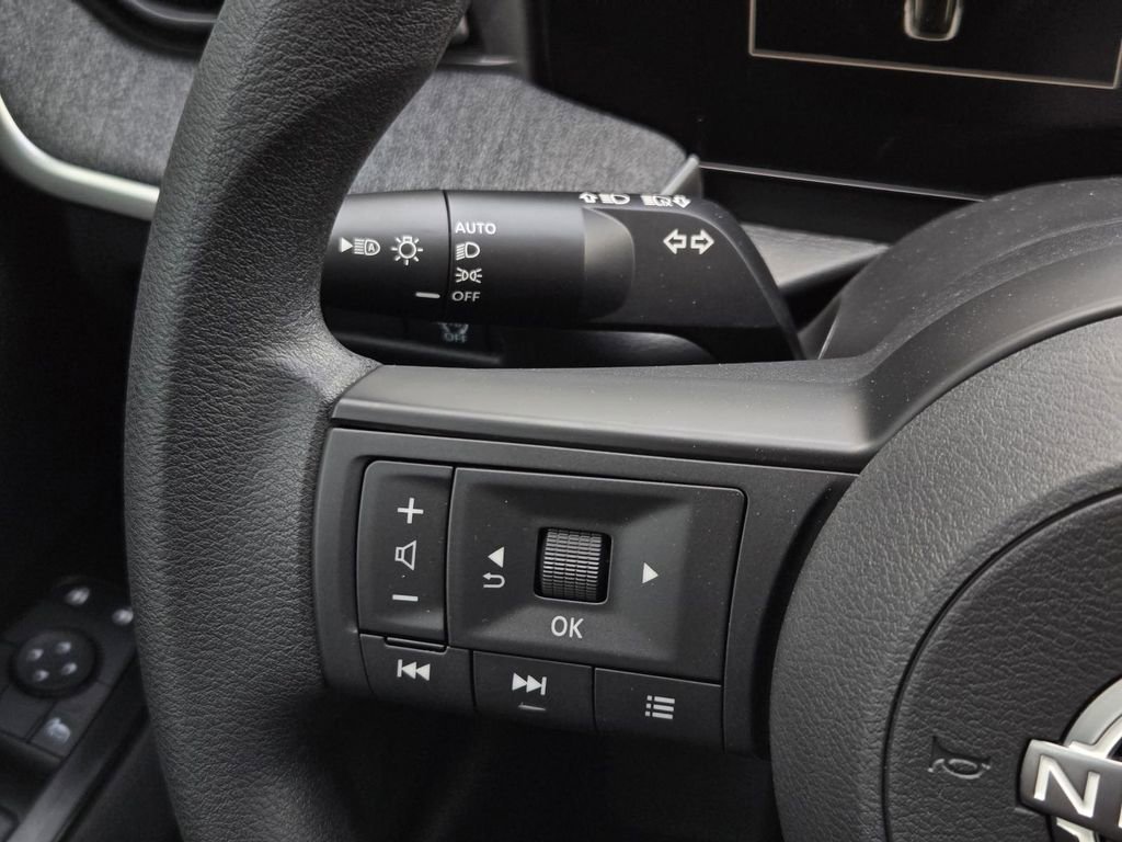 New 2026 Nissan Kicks S image 23