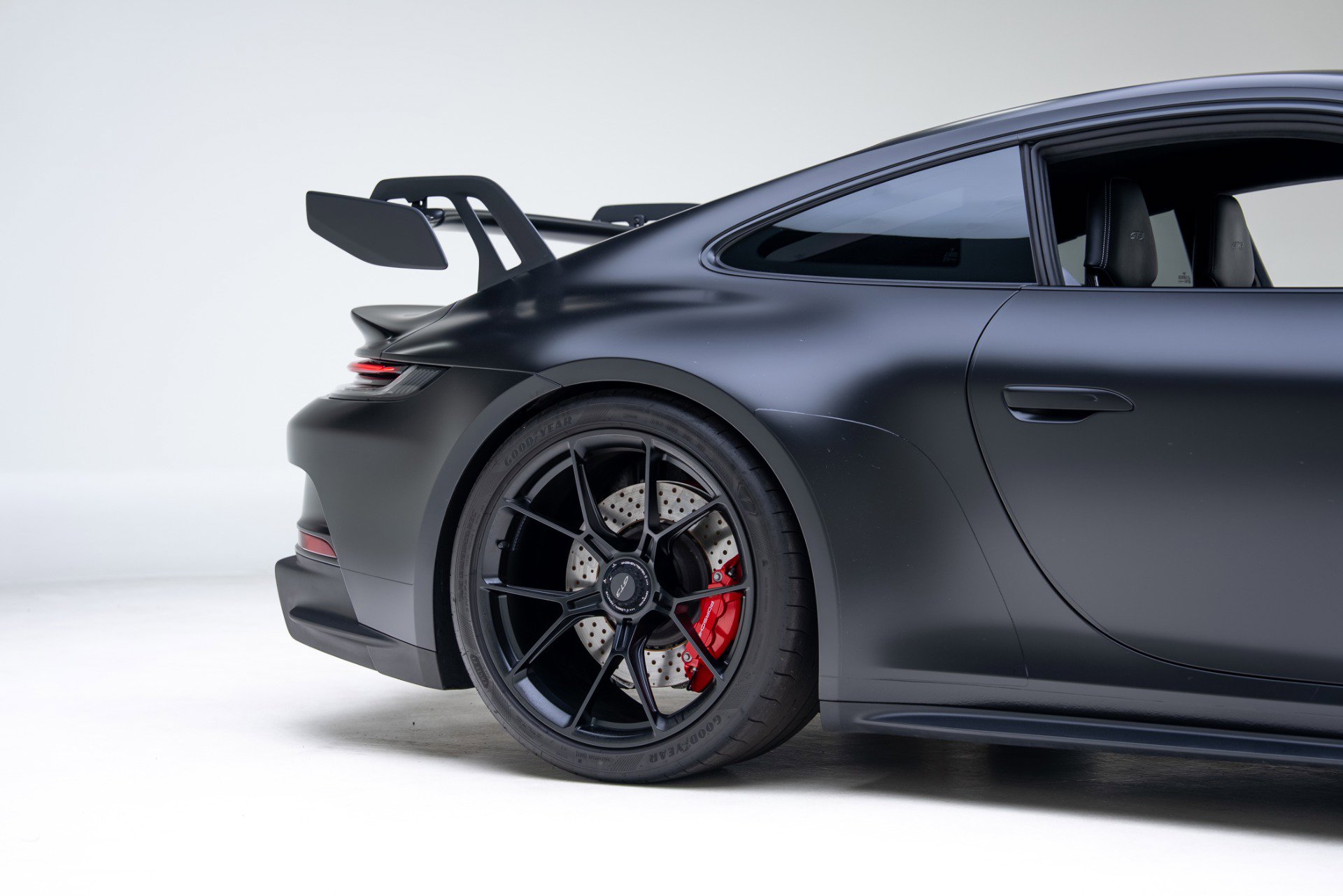 Used 2022 Porsche 911 GT3 RWD image 22