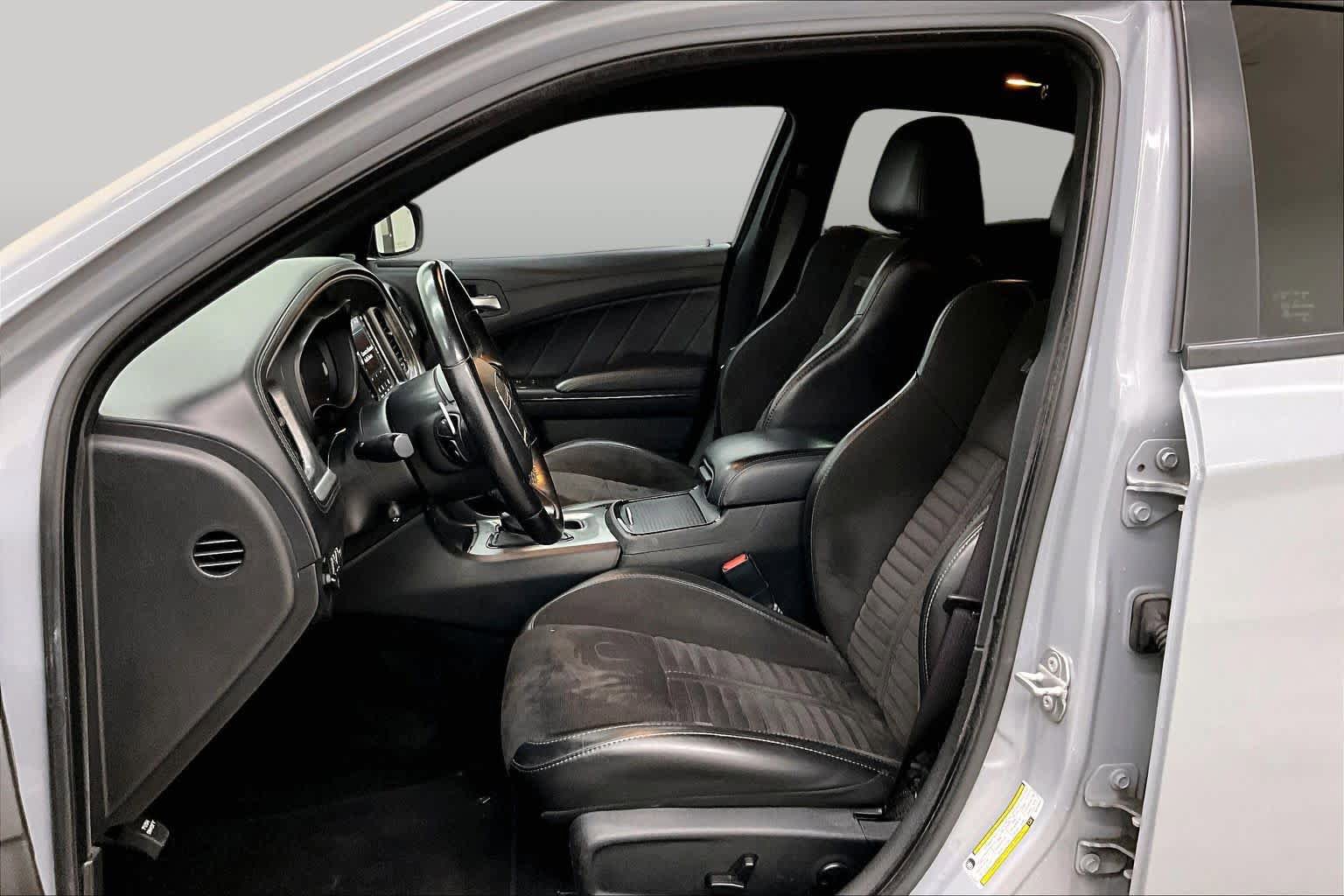 Used 2022 Dodge Charger R/T w/ Daytona Edition Group RWD image 8