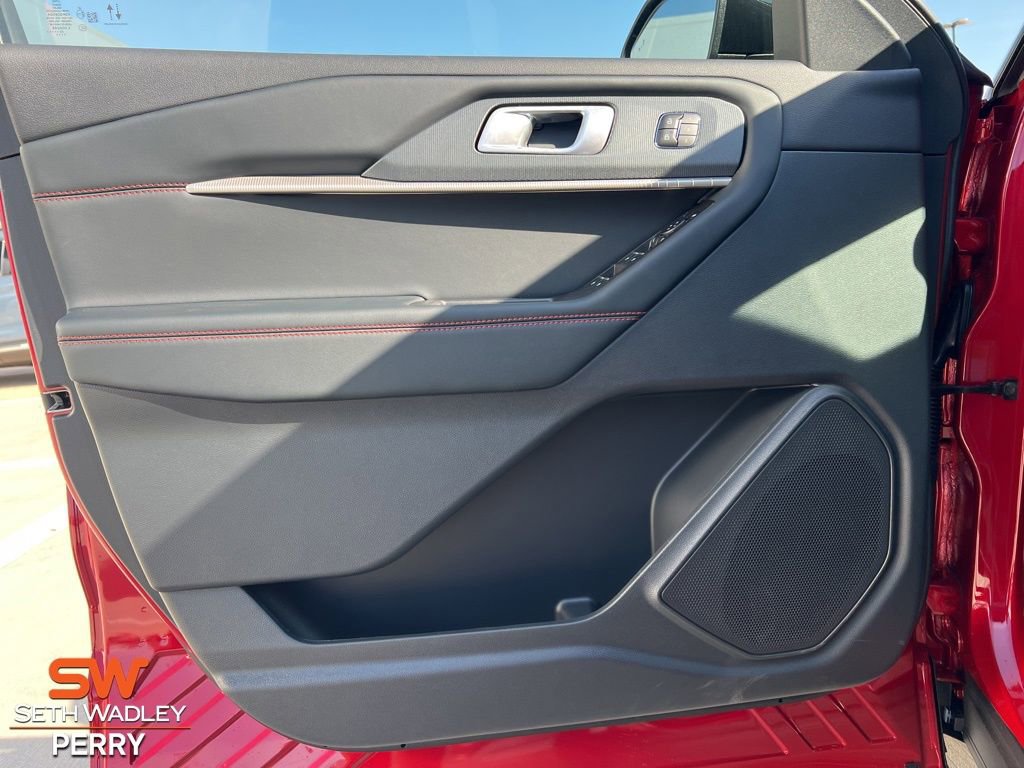 New 2025 Ford Explorer ST-Line w/ Premium Package image 13