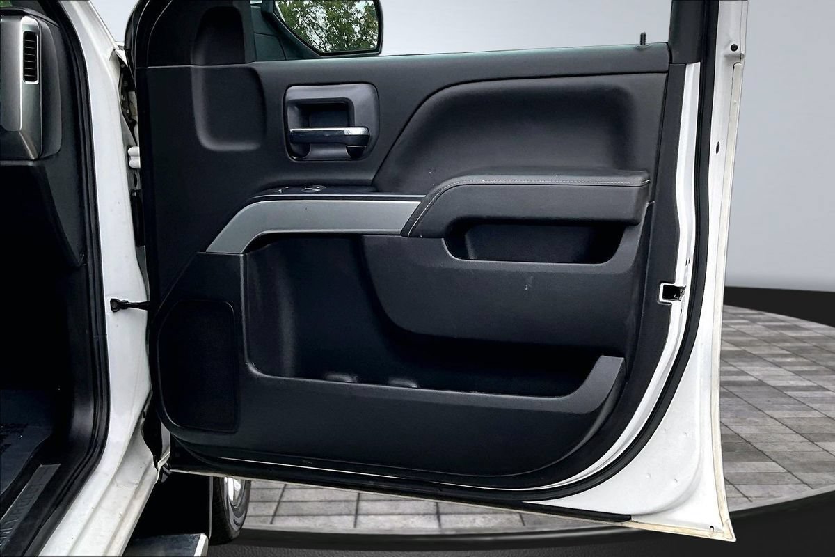 Used 2019 Chevrolet Silverado 1500 LT w/ All Star Edition AWD/4WD image 17