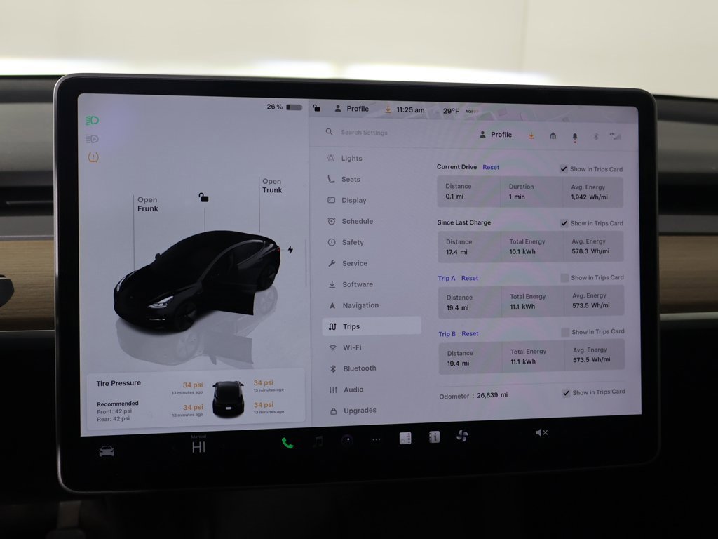 Used 2023 Tesla Model 3 Standard Range image 40