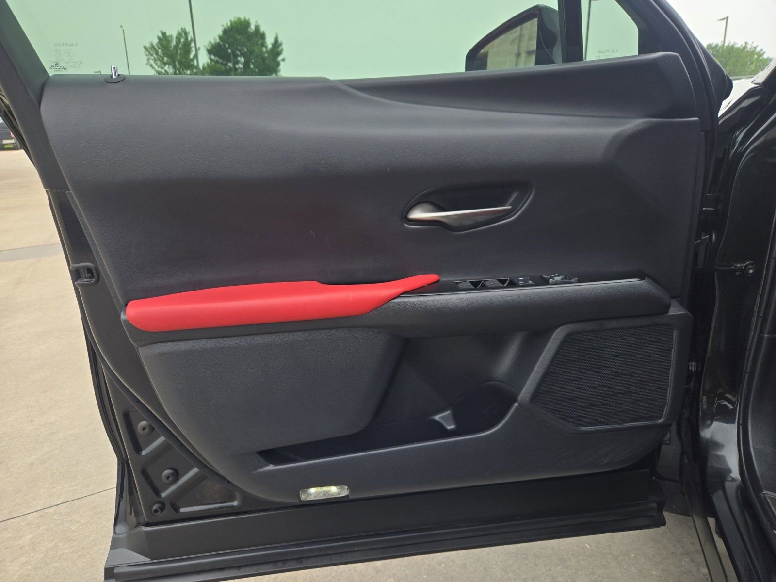 Used 2019 Lexus UX 200 F Sport w/ F Sport Premium Package FWD image 19