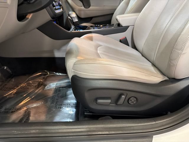 Used 2019 Hyundai Sonata Limited FWD image 11