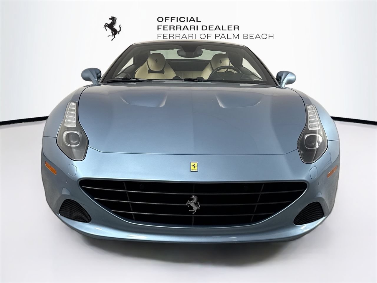 Certified 2017 Ferrari California T RWD image 2