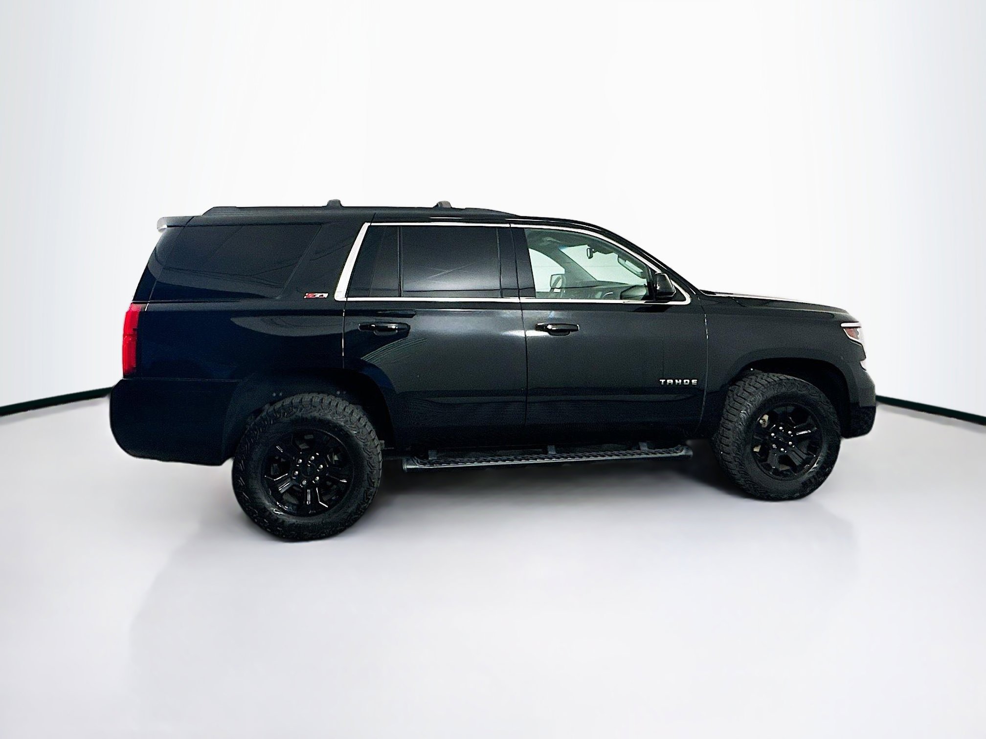 Used 2017 Chevrolet Tahoe LT image 10