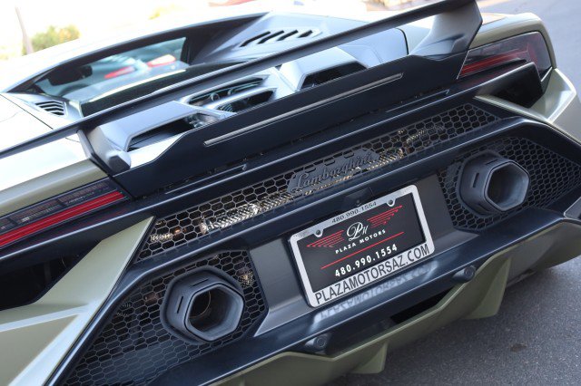 Used 2023 Lamborghini Huracan Tecnica RWD image 18