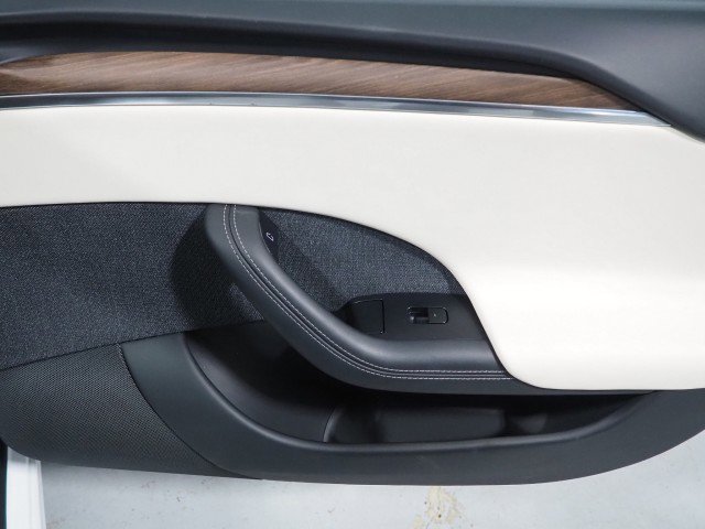 Used 2021 Tesla Model S Plaid image 63