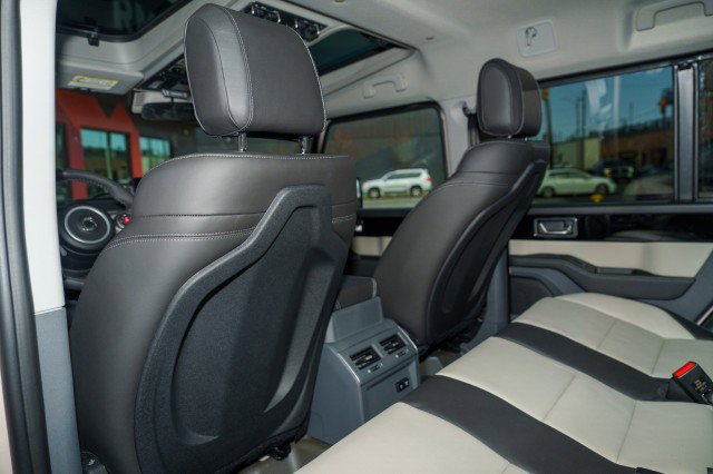 Used 2025 INEOS Grenadier image 16