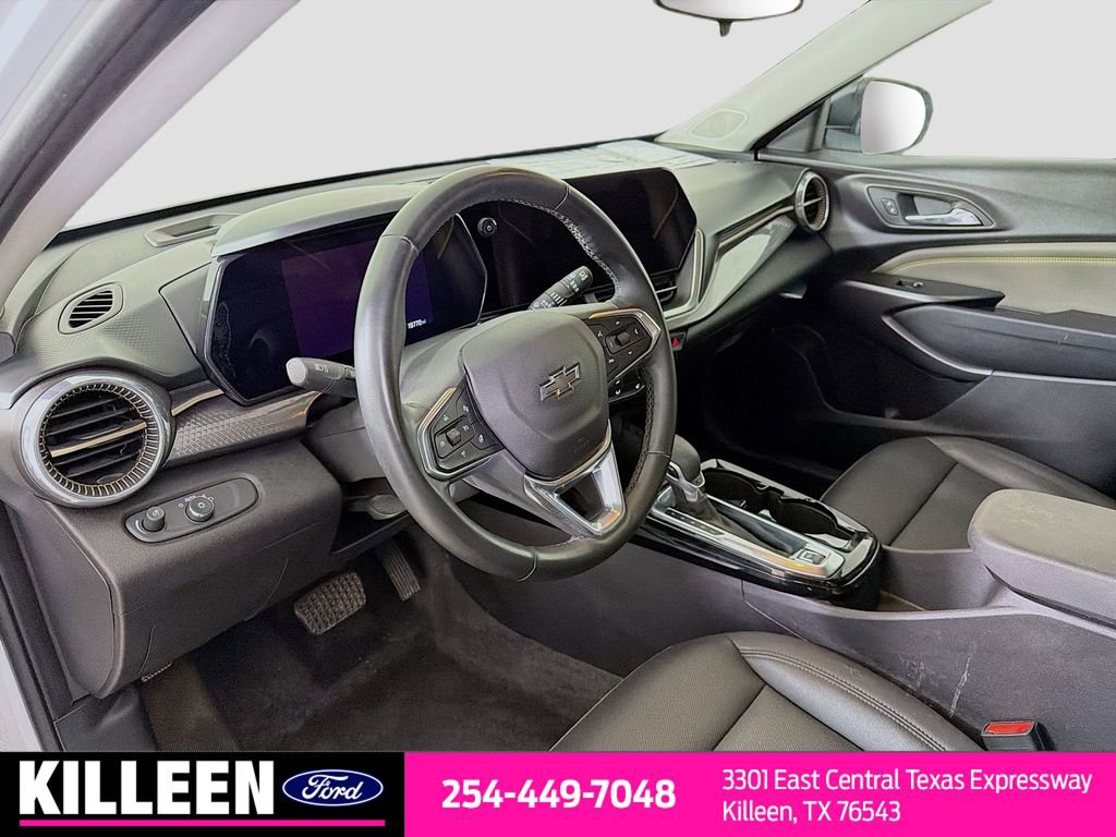 Used 2025 Chevrolet Trax ACTIV w/ Driver Confidence Package image 10