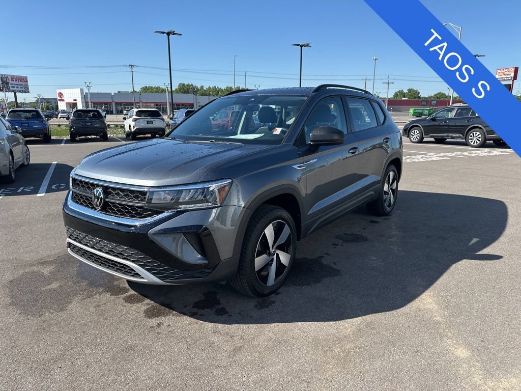 Used 2024 Volkswagen Taos S AWD/4WD image 3