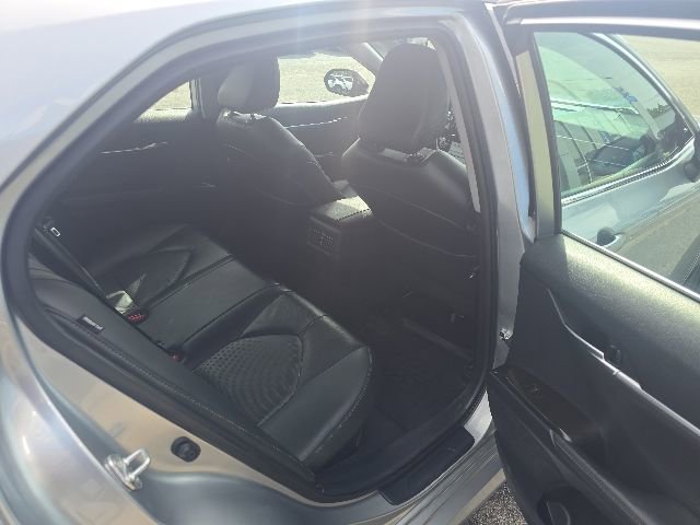 Used 2022 Toyota Camry XLE w/ Cold Weather Package FWD image 34