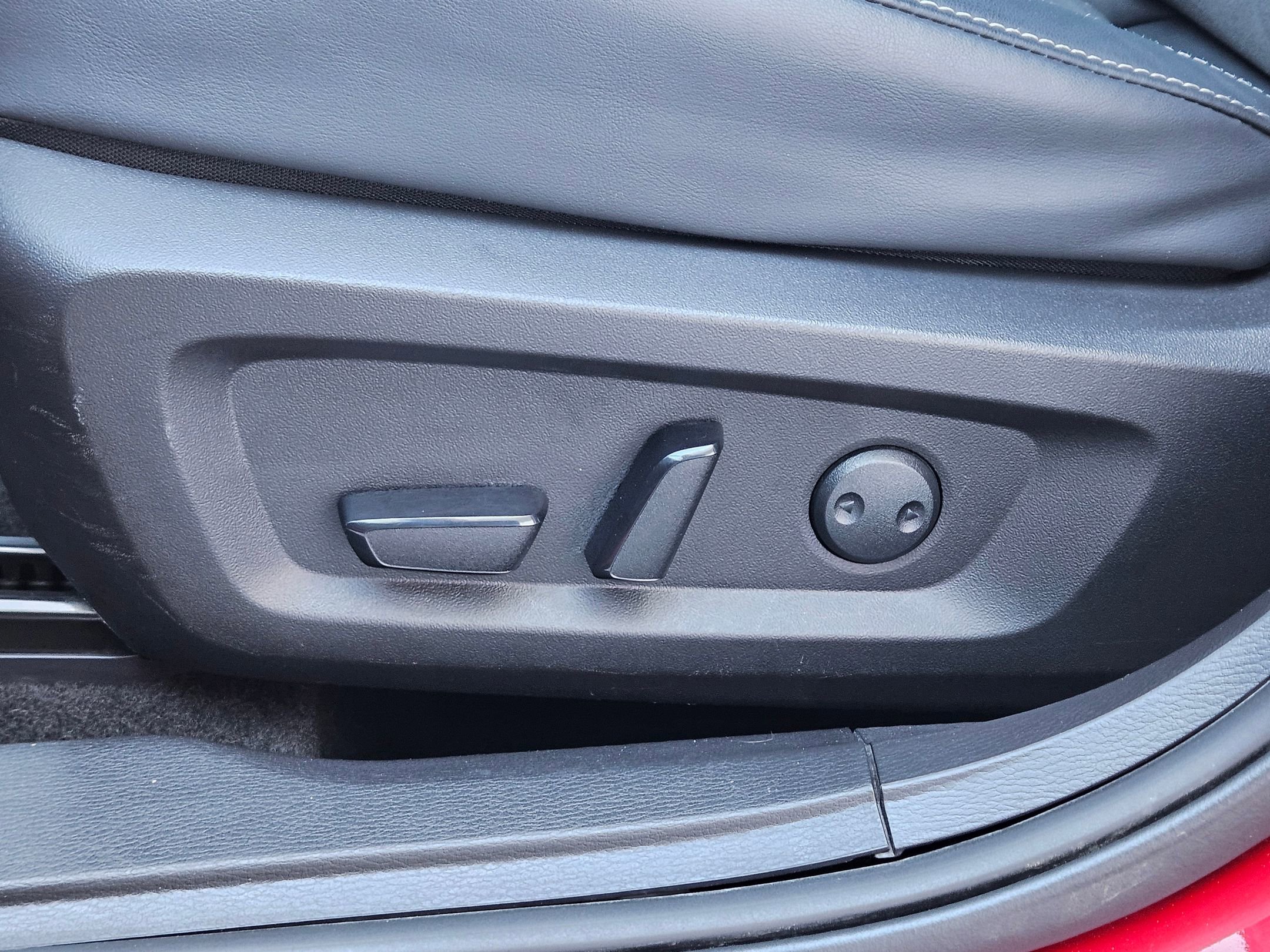 Used 2024 Mitsubishi Outlander SE image 21