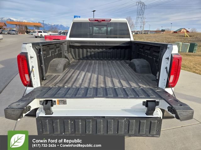 Used 2022 GMC Sierra 2500 Denali w/ Denali Ultimate Package AWD/4WD image 37