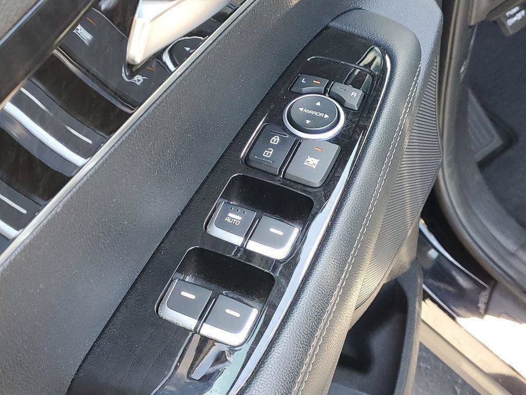 Used 2016 Kia Sorento AWD image 22