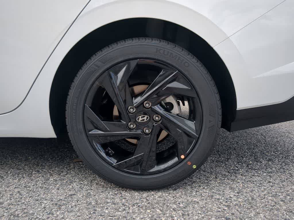 New 2026 Hyundai Elantra Sport FWD image 14