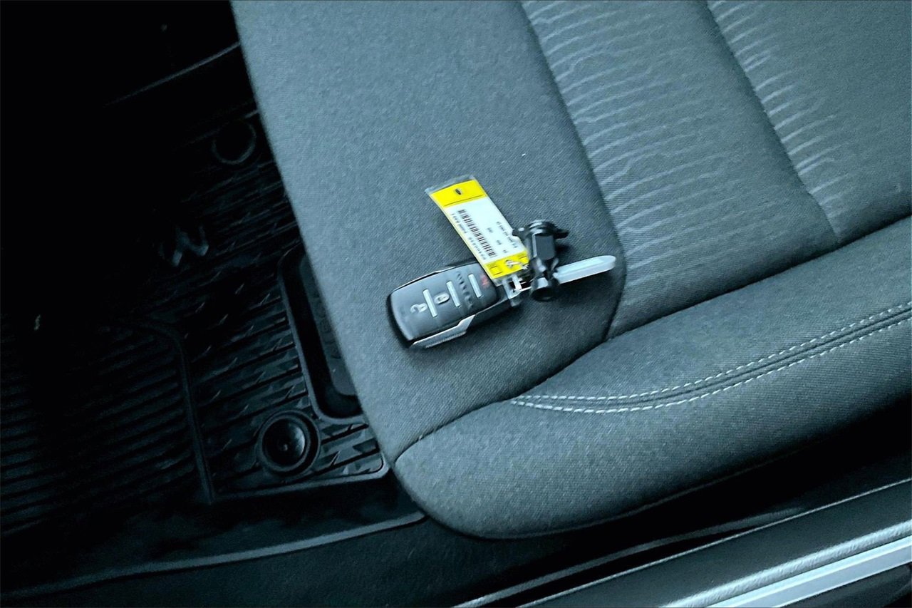 Certified 2024 RAM 1500 Big Horn w/ Trailer Tow Group image 30