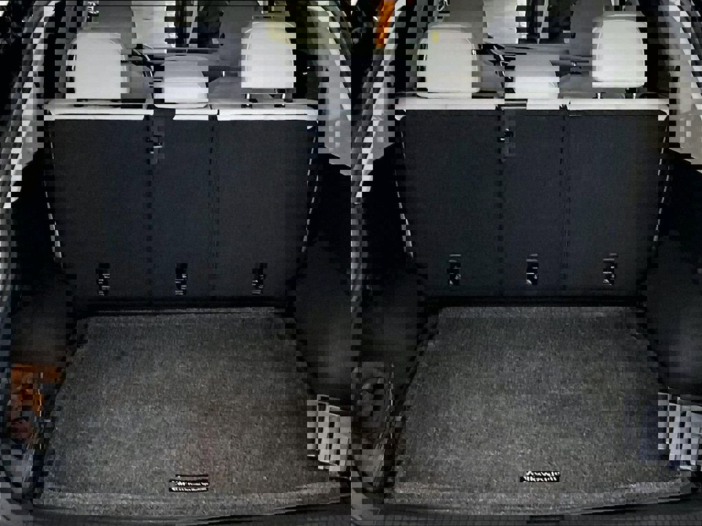 Used 2021 Volkswagen Tiguan SE AWD/4WD image 34