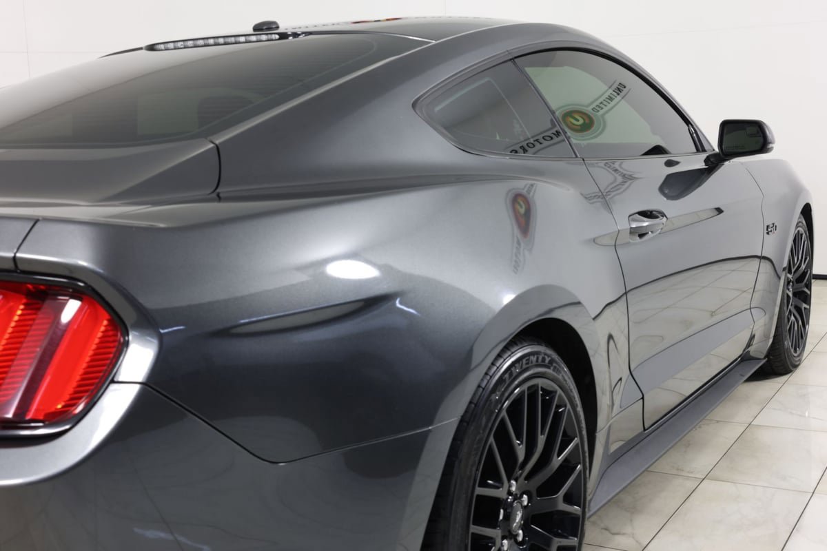 Used 2015 Ford Mustang GT Premium w/ GT Performance Package RWD image 40