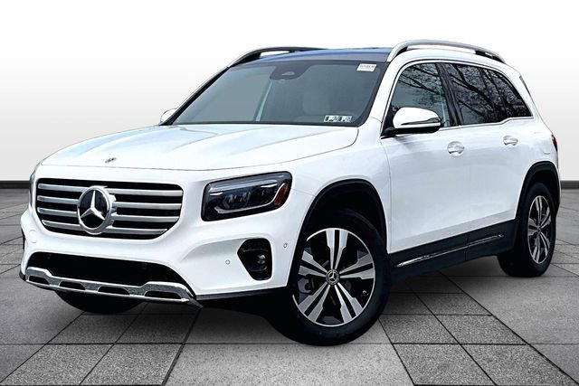 Used 2026 Mercedes-Benz GLB 250 4MATIC image 2