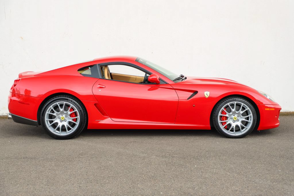 Used 2007 Ferrari 599 GTB Fiorano RWD image 3