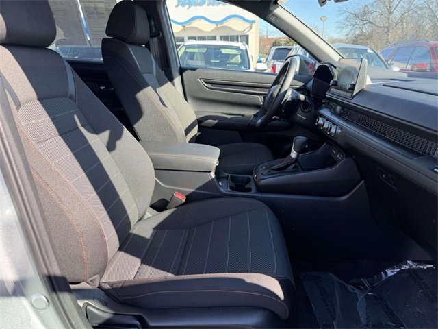 Used 2025 Honda CR-V Sport image 7