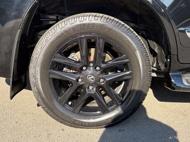 Used 2015 Lexus LX 570 4WD image 9
