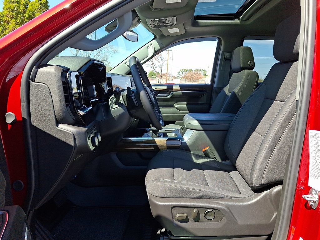 Used 2024 Chevrolet Silverado 1500 RST w/ All Star Edition Plus AWD/4WD image 13