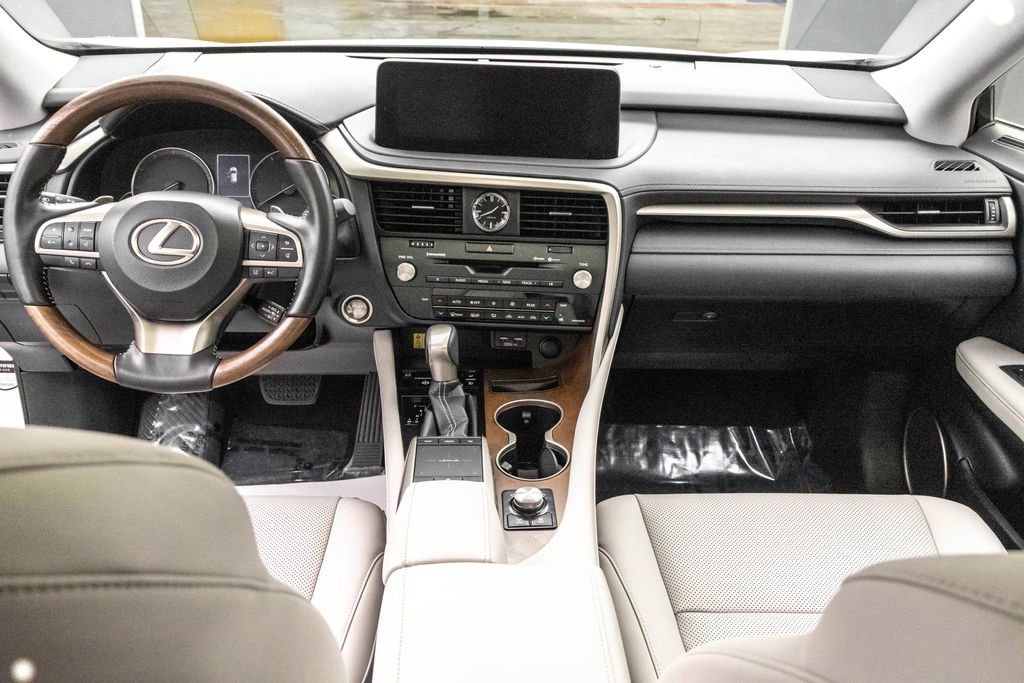 Used 2021 Lexus RX 350L 350L w/ Premium Package image 26