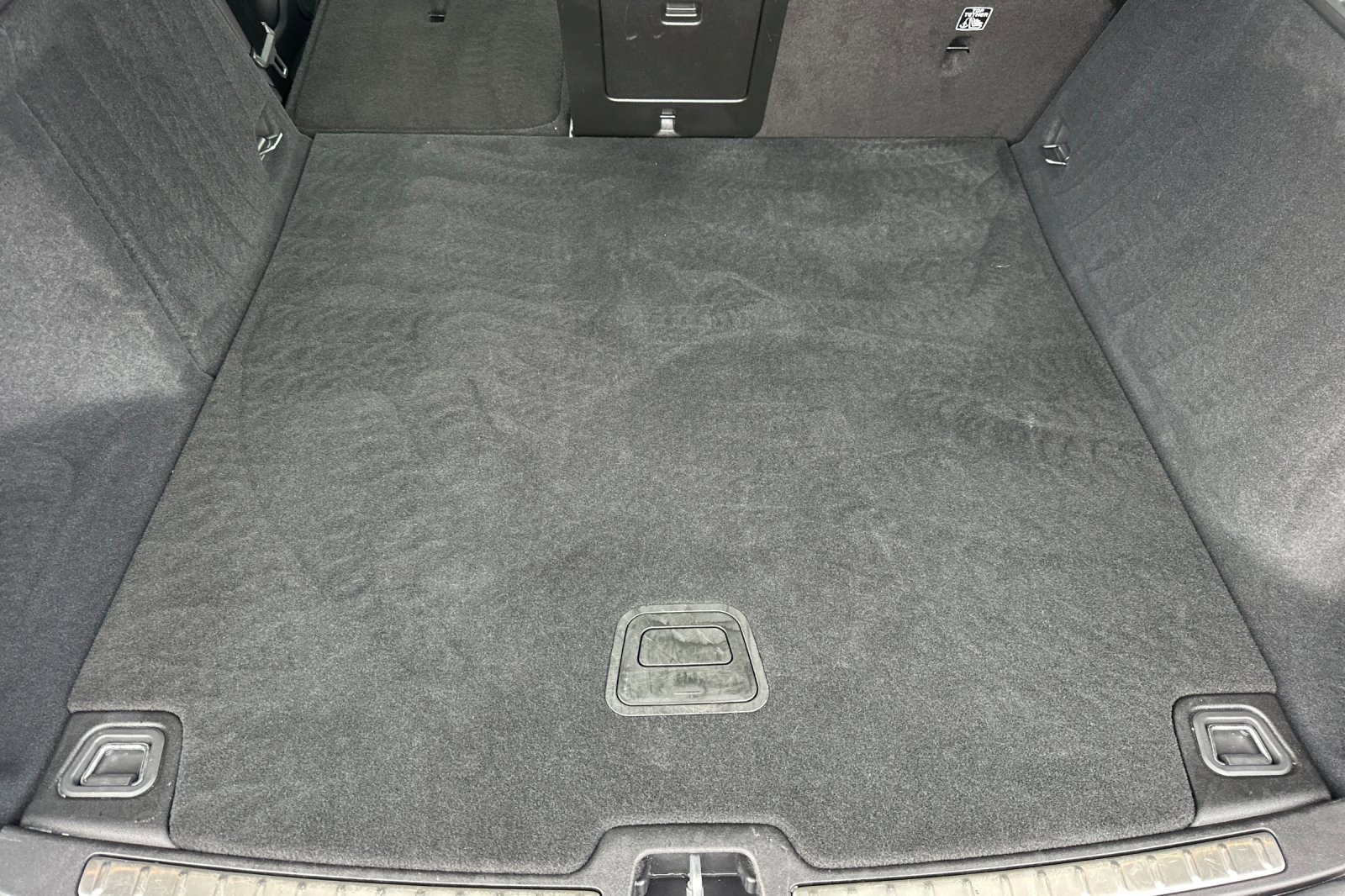 Used 2025 Volvo V60 B5 Cross Country Plus image 15