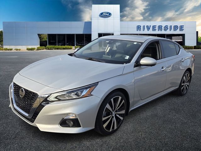 Used 2021 Nissan Altima 2.5 Platinum image 3