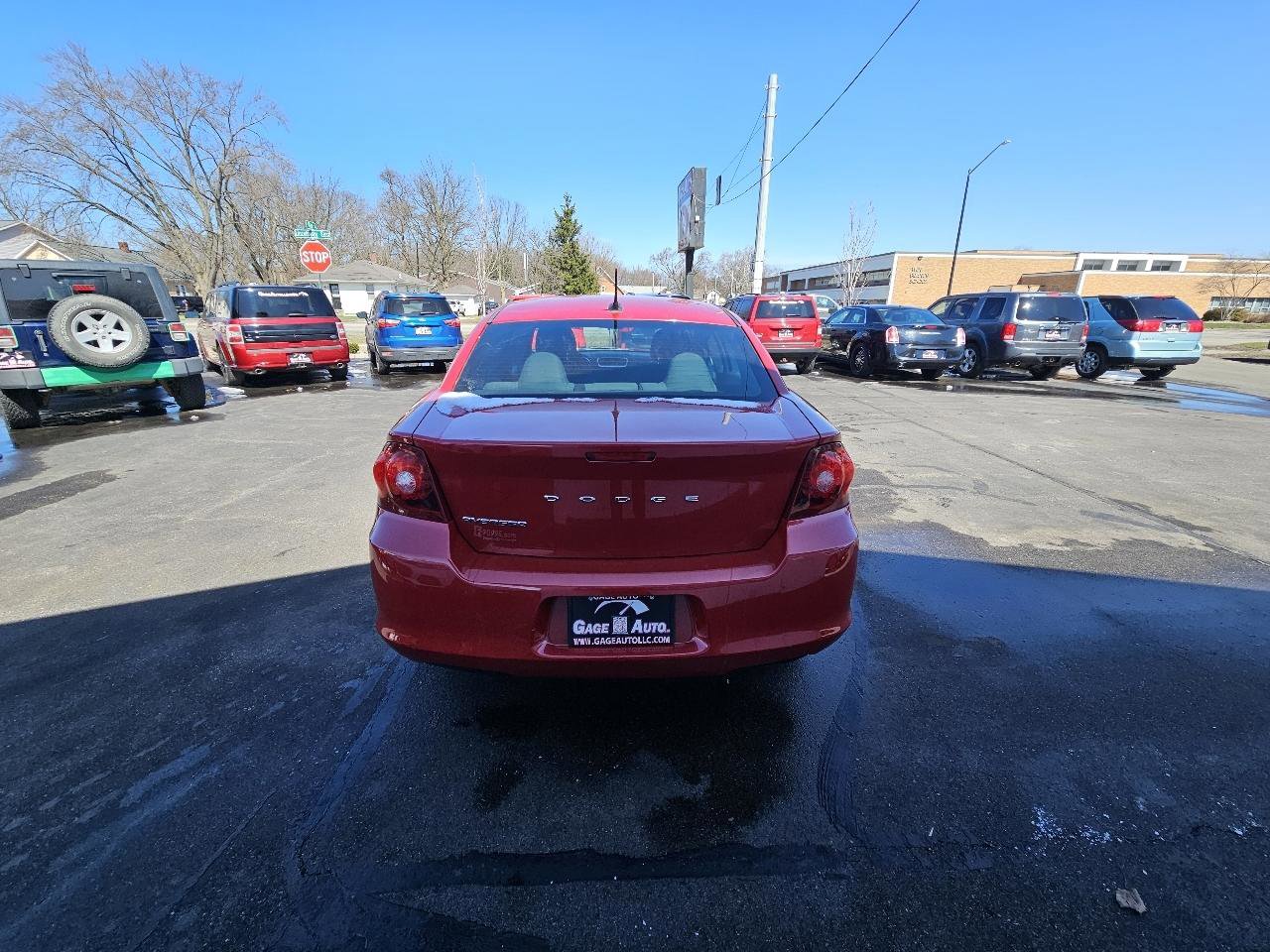 Used 2013 Dodge Avenger SE image 9