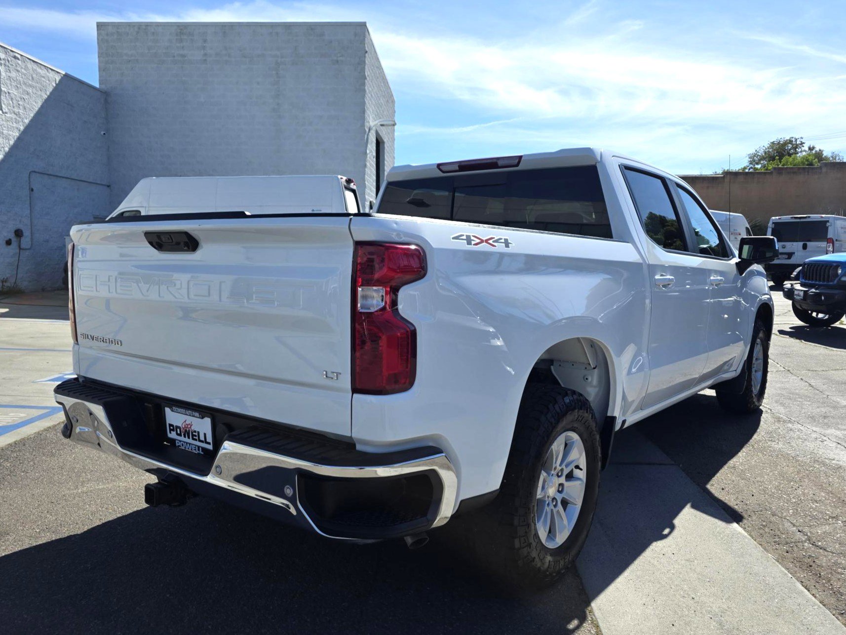 Used 2025 Chevrolet Silverado 1500 LT w/ Safety Package AWD/4WD image 5