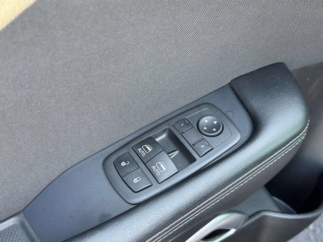 Used 2022 Dodge Challenger R/T Scat Pack w/ Driver Convenience Group RWD image 34