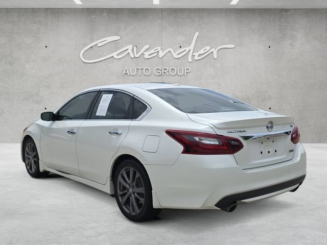 Used 2018 Nissan Altima 2.5 SR w/ SR Special Edition FWD image 14