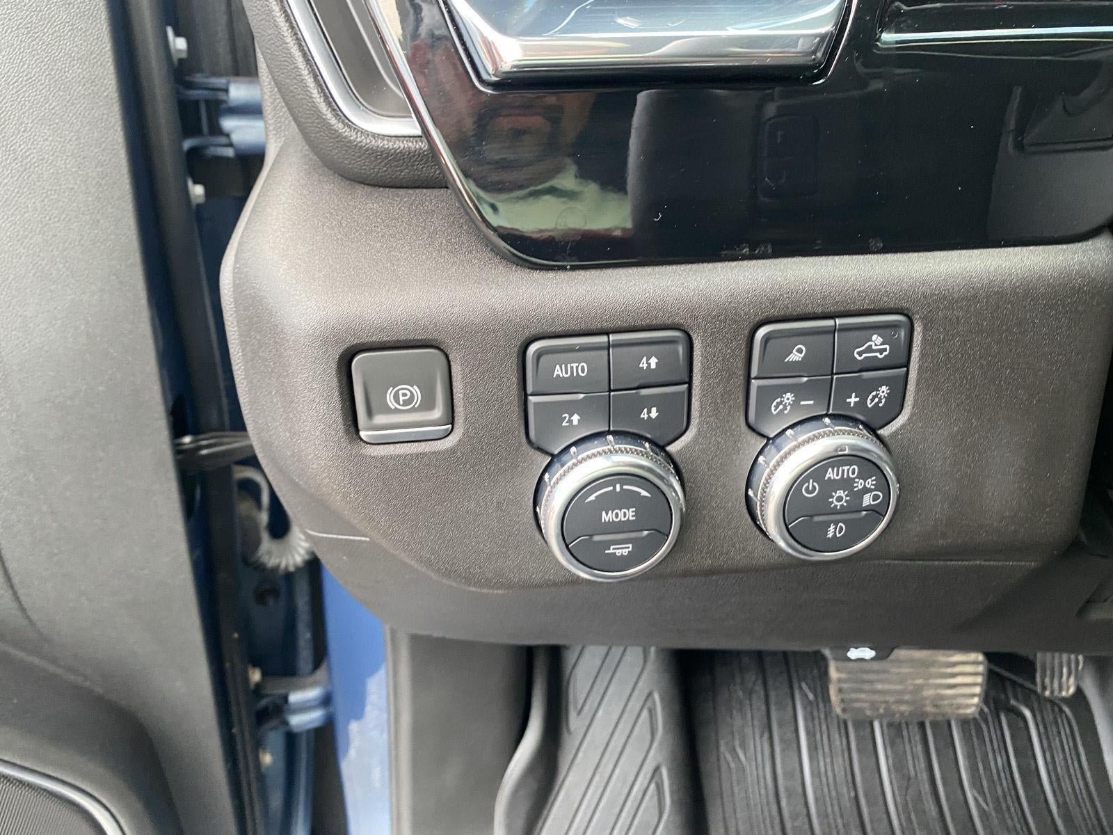 Used 2024 GMC Sierra 1500 Elevation w/ Elevation Premium Package AWD/4WD image 45