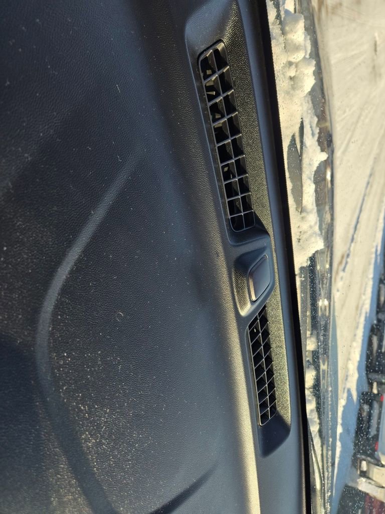 Used 2018 Chevrolet Equinox LT image 7